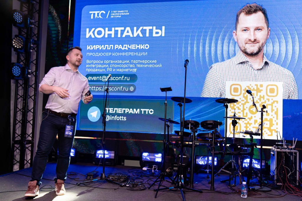 DT-132_resized.jpg DT-132_resized.jpg